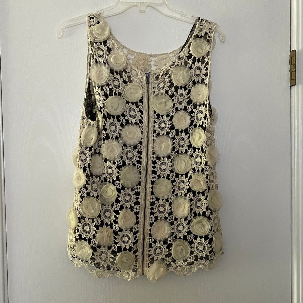 alice + olivia scoop crochet floral lace blouse
